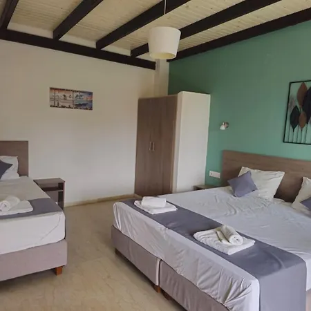 Ferienwohnung Gardelis Gardens Benitses  Zimmer foto