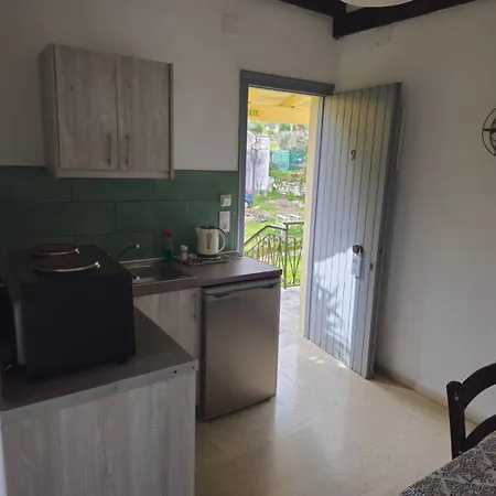 Ferienwohnung Gardelis Gardens Benitses  Zimmer foto