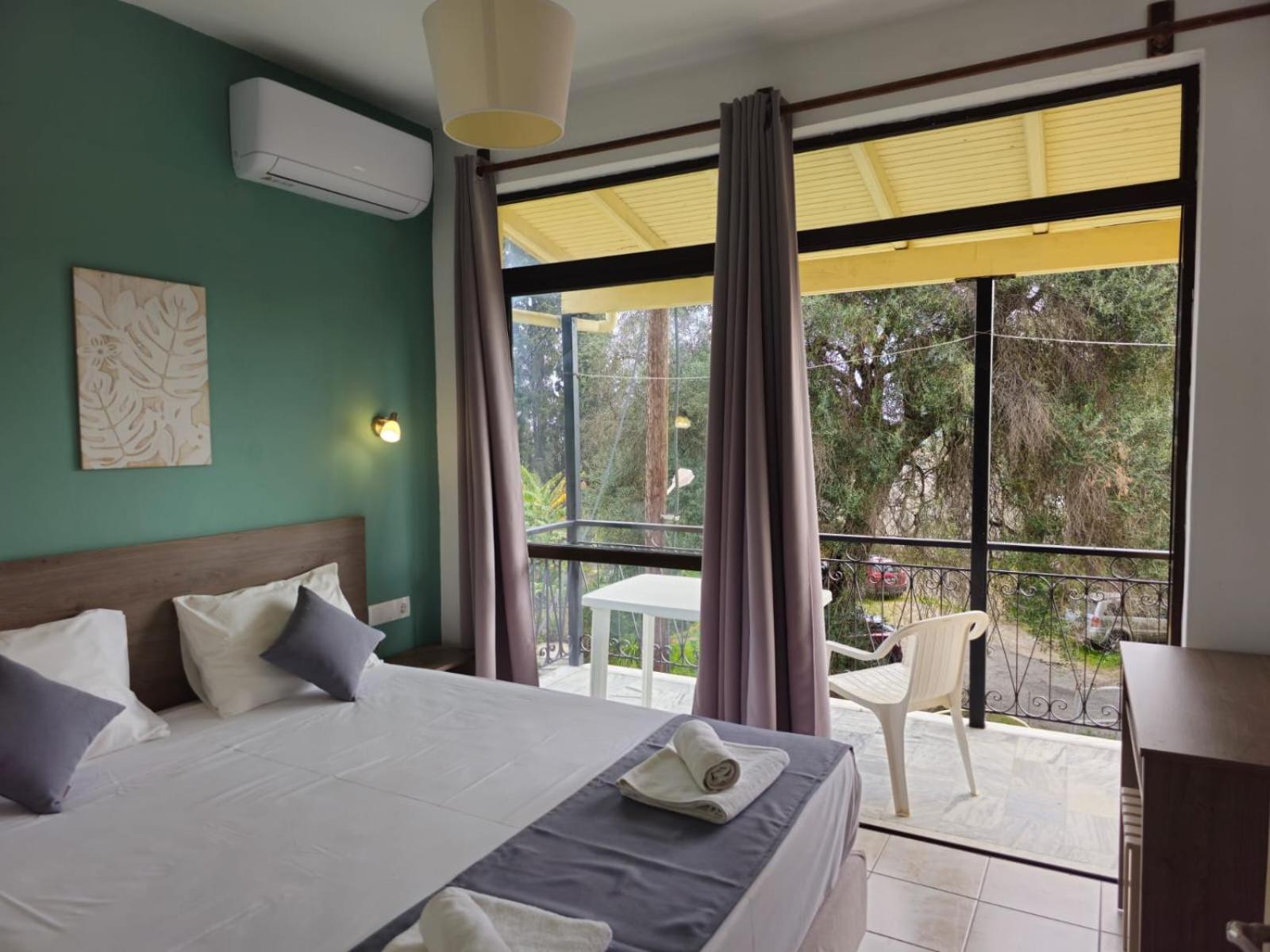 Gardelis Gardens Apartment *