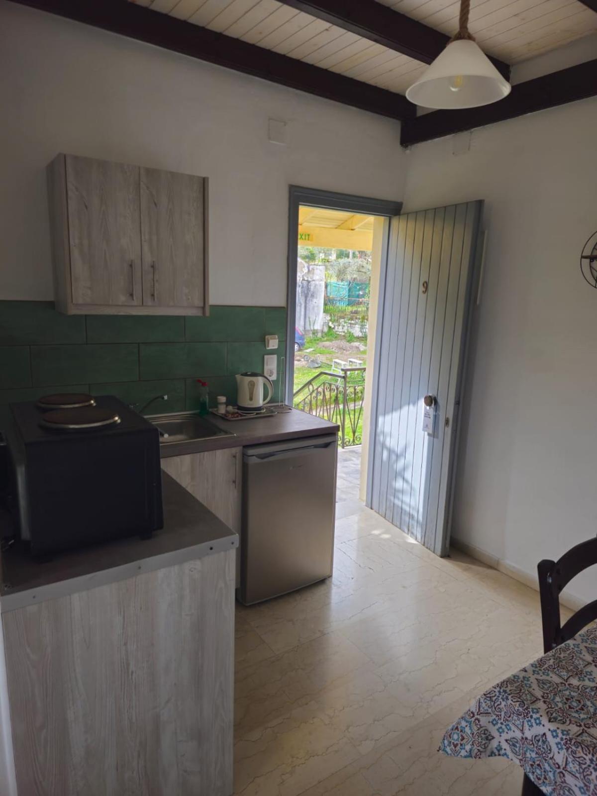 Gardelis Gardens Apartment