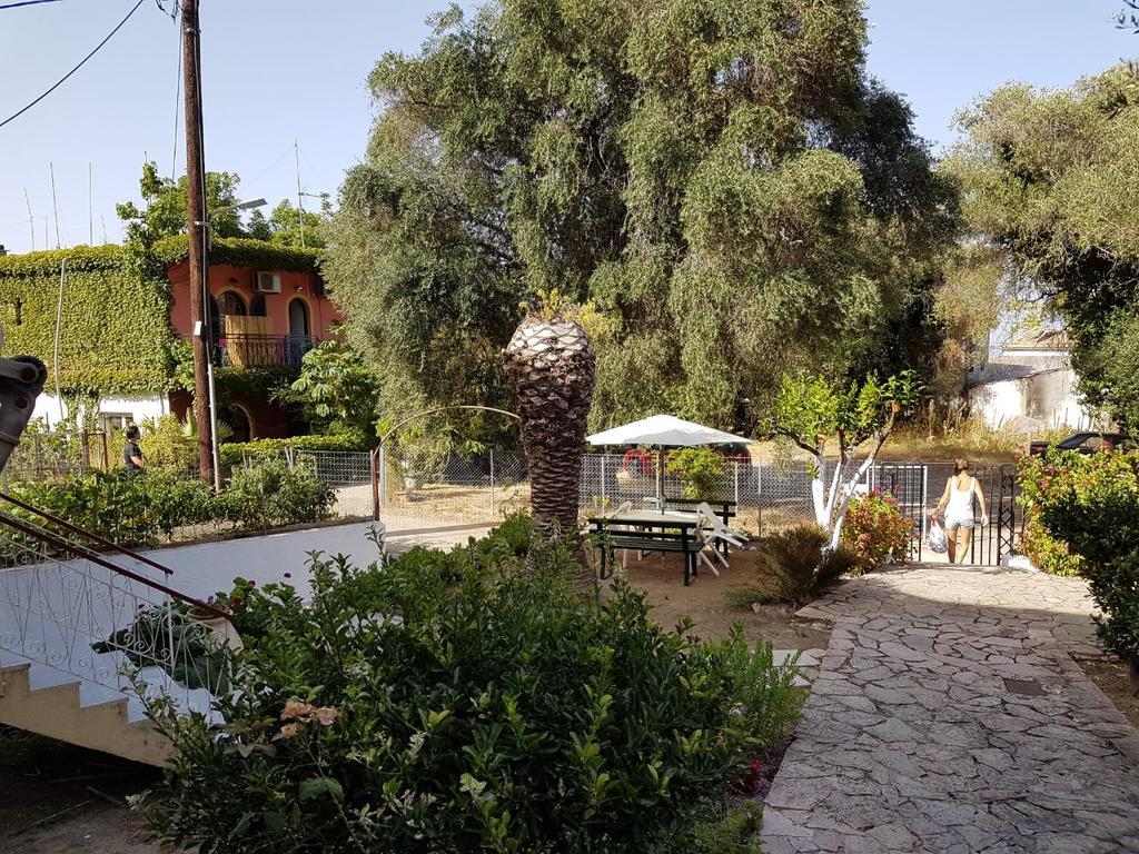 Appartamento Gardelis Gardens *